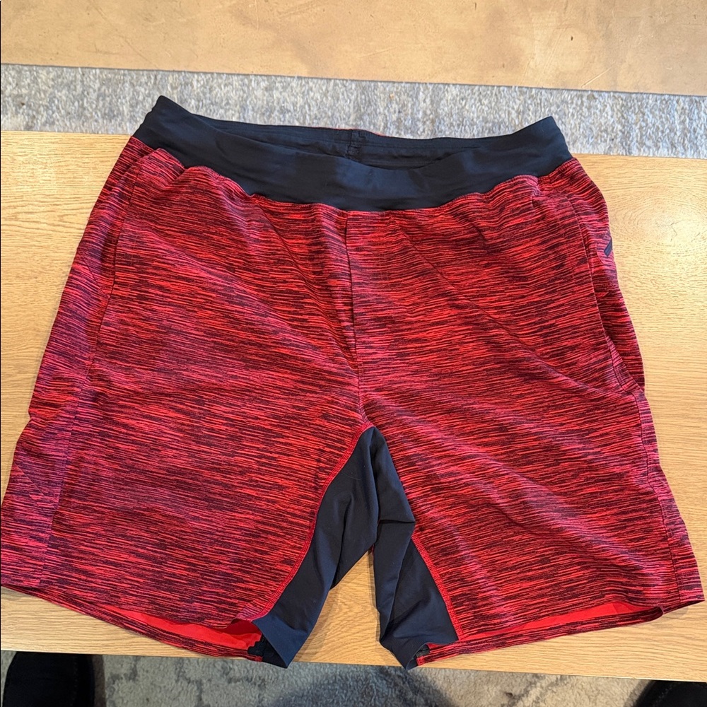 Men’s lululemon shorts